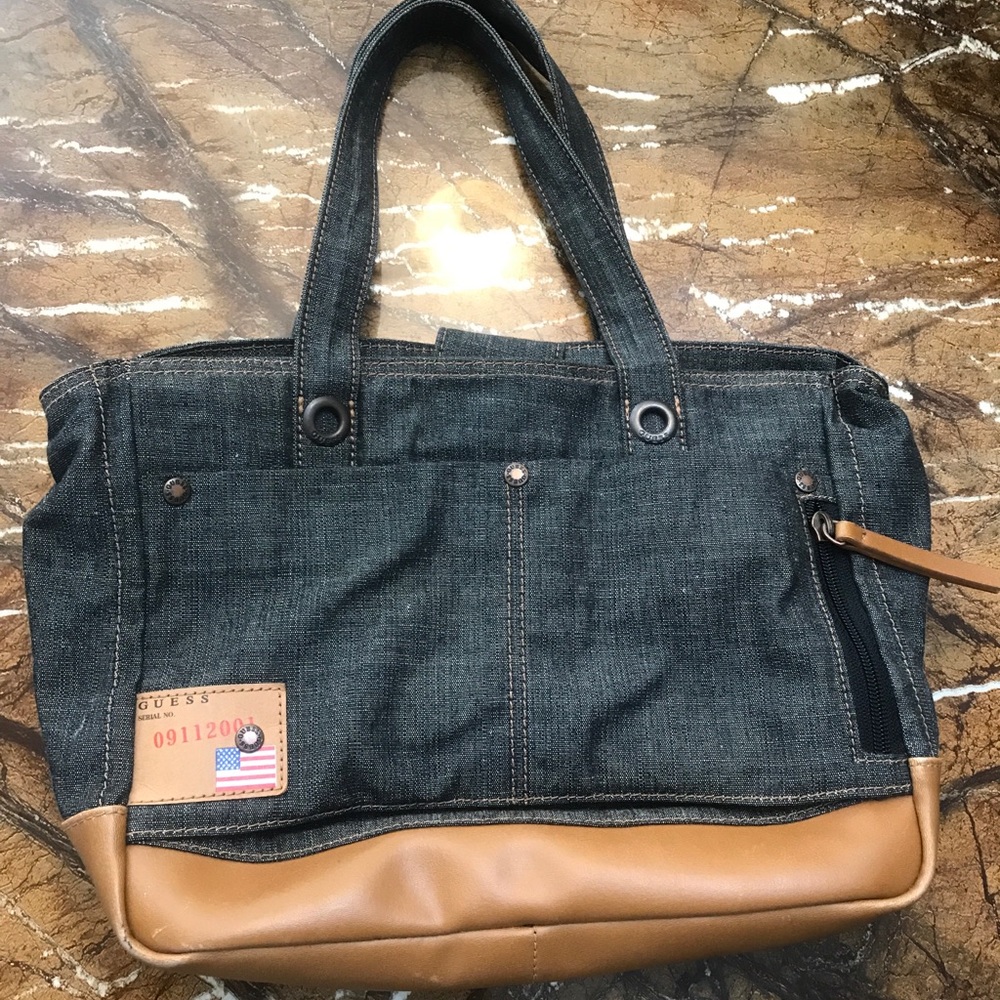 GUESS WOMEN’S BAG